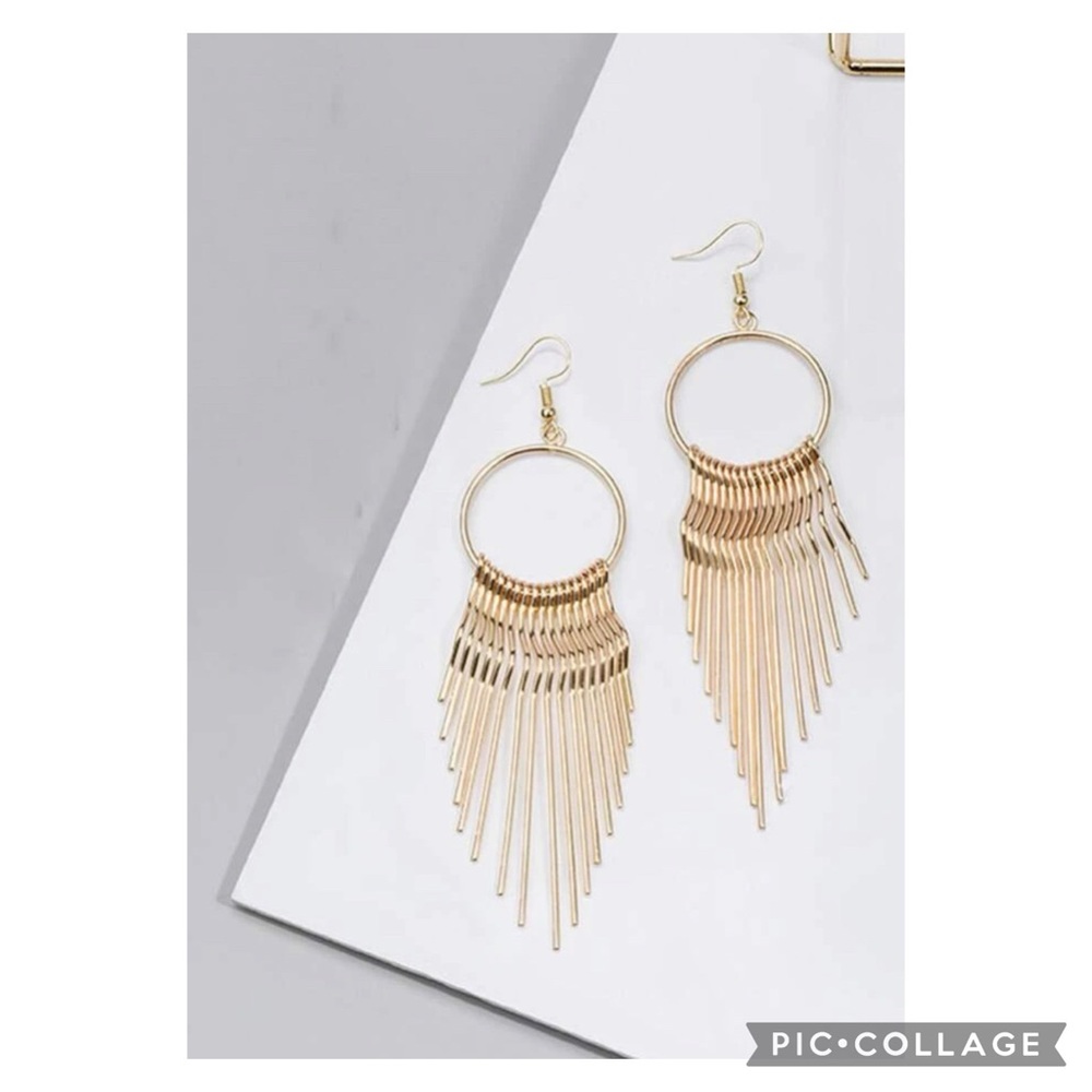 Glamorous yellow gold metal tassel drop earrings